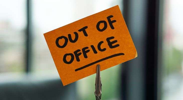 Difficult to buy or Sell Homes on Holidays: Closed Offices