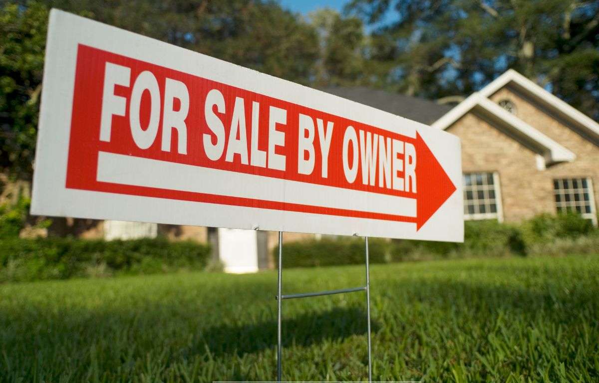 Read more about the article FSBO fury: Can You Really Sell Your Home Without a Realtor (and Should You?)